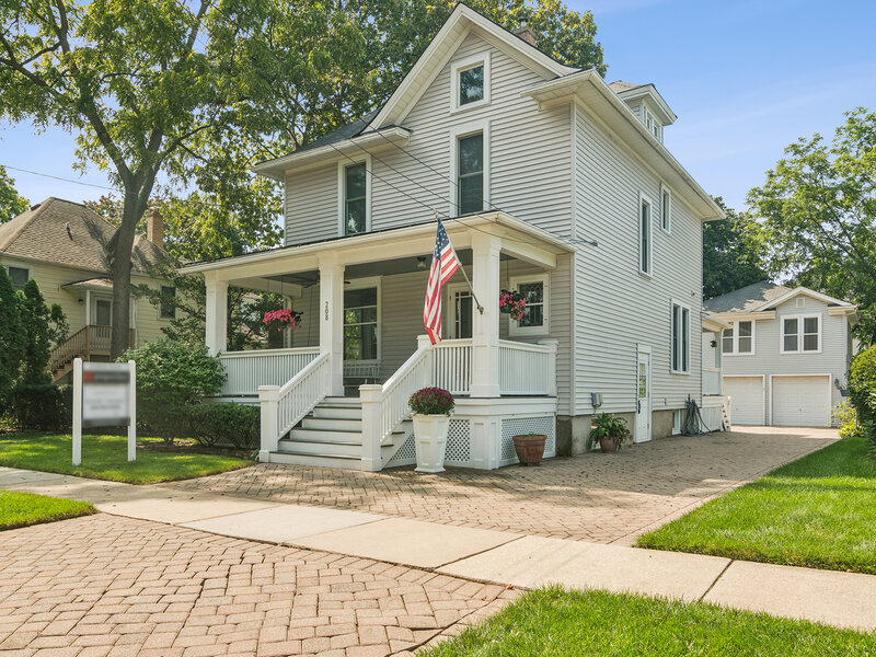 208 N Benton Street Palatine IL 60067