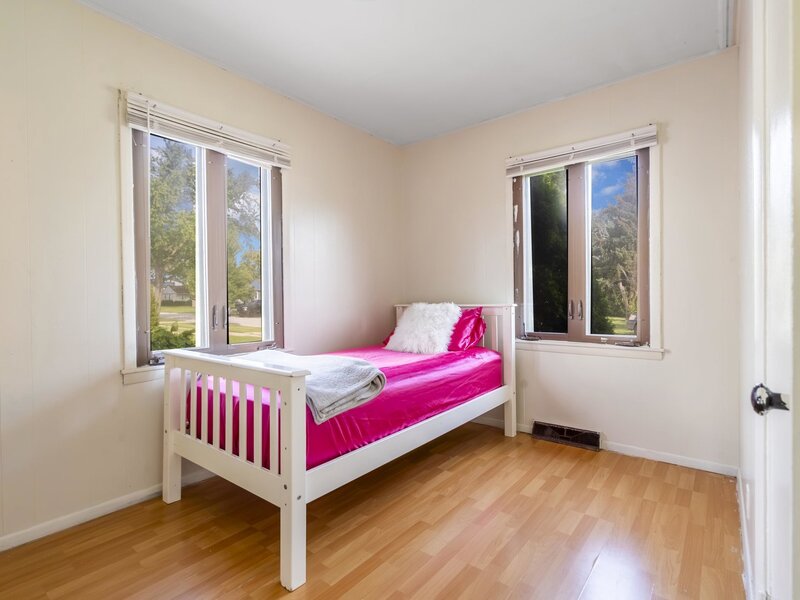 1895 Welwyn Avenue Des Plaines IL 60018