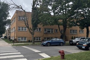 Photo of 5601 W Byron Street Chicago IL 60634