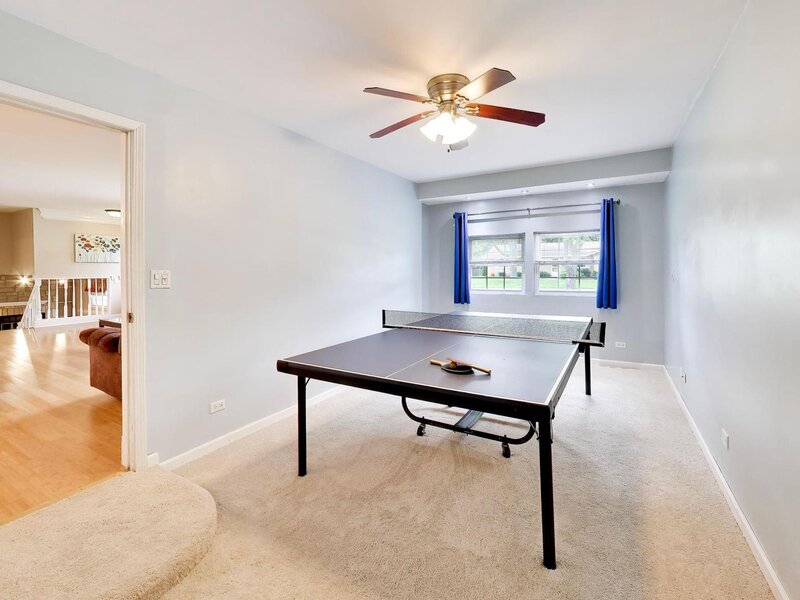 2805 Kincaid Drive Woodridge IL 60517