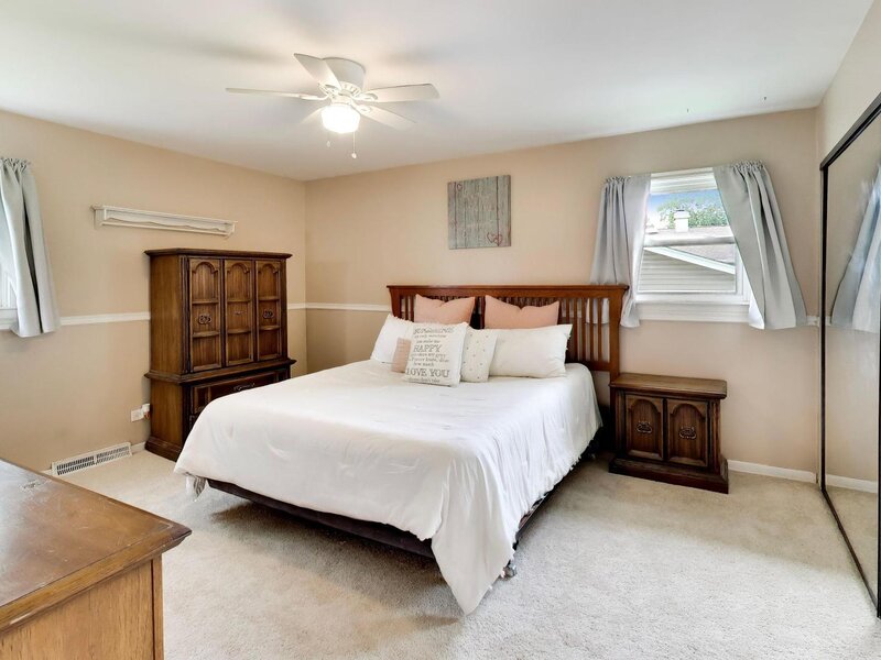 2805 Kincaid Drive Woodridge IL 60517