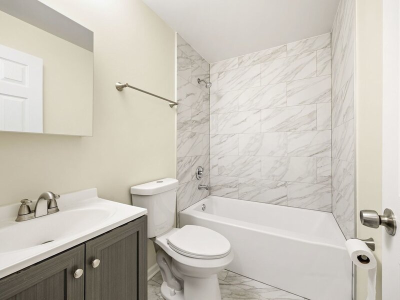 1801 215th Place Sauk Village IL 60411
