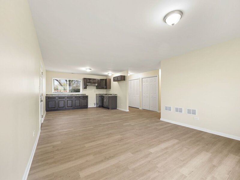 1801 215th Place Sauk Village IL 60411
