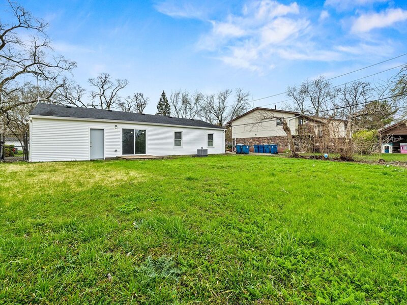 1801 215th Place Sauk Village IL 60411