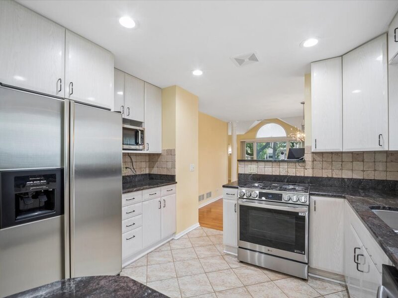 44 Chestnut Terrace Buffalo Grove IL 60089