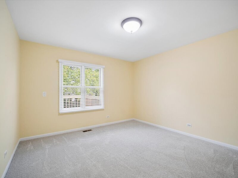 44 Chestnut Terrace Buffalo Grove IL 60089