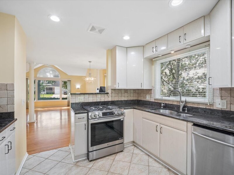 44 Chestnut Terrace Buffalo Grove IL 60089