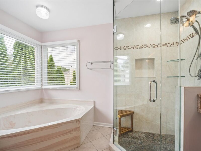 44 Chestnut Terrace Buffalo Grove IL 60089