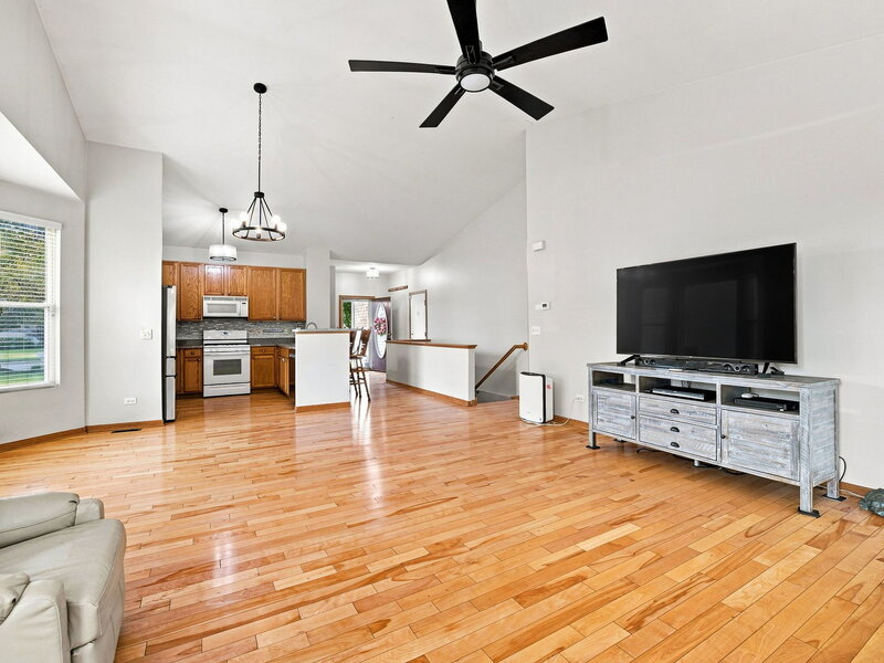 5205 Gardiner Glenn Drive Plainfield IL 60586