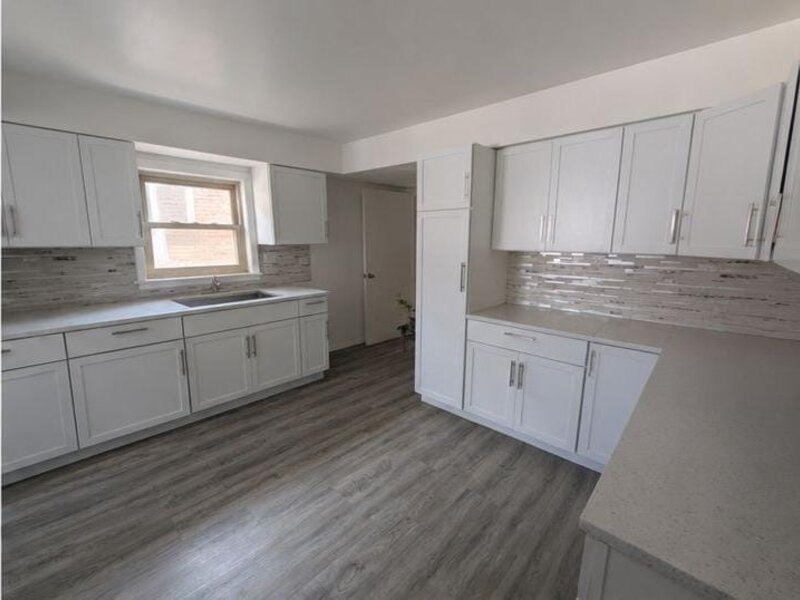 5137 N Menard Avenue Chicago IL 60630