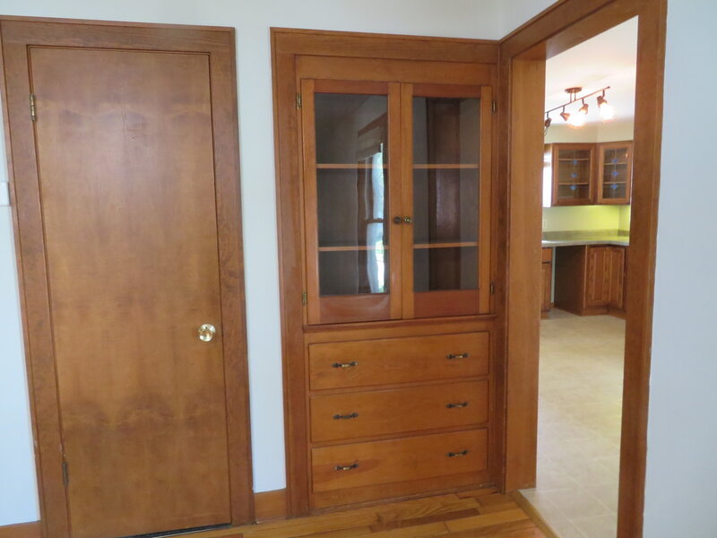 604 West Avenue Morris IL 60450