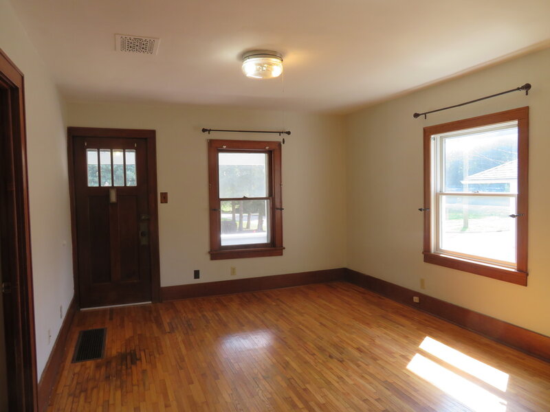 604 West Avenue Morris IL 60450