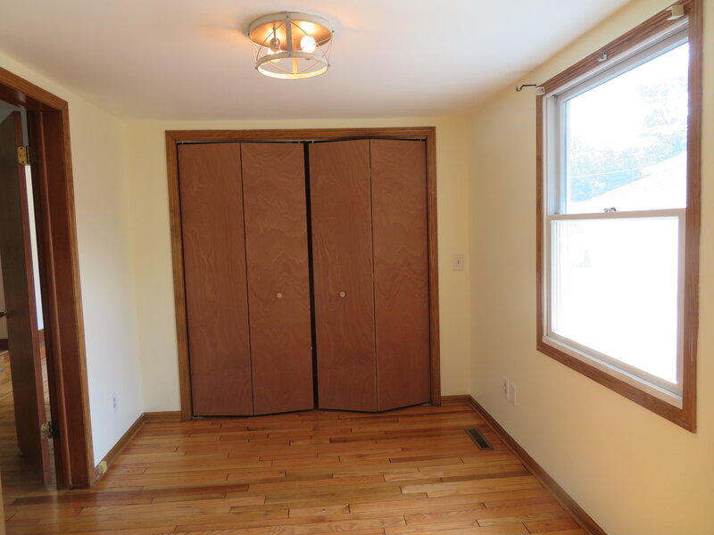 604 West Avenue Morris IL 60450
