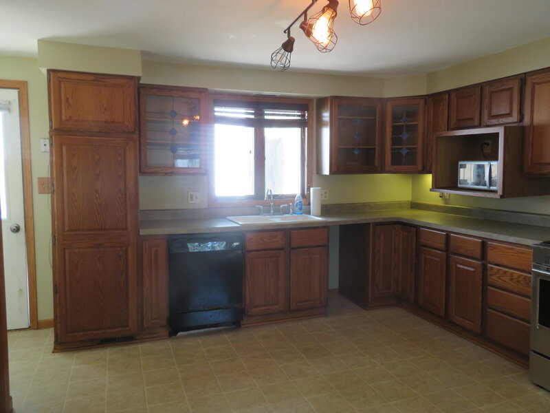 604 West Avenue Morris IL 60450