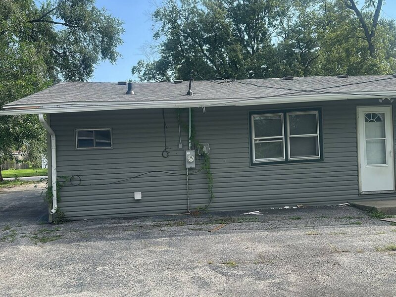 15404 Maple Lane Markham IL 60428