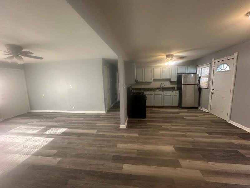 15404 Maple Lane Markham IL 60428