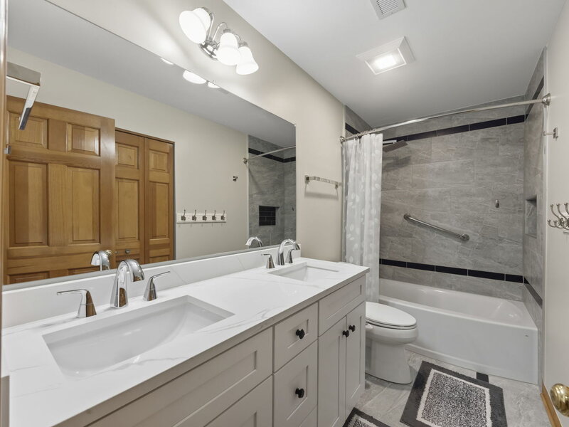 4108 Schillinger Drive Naperville IL 60564