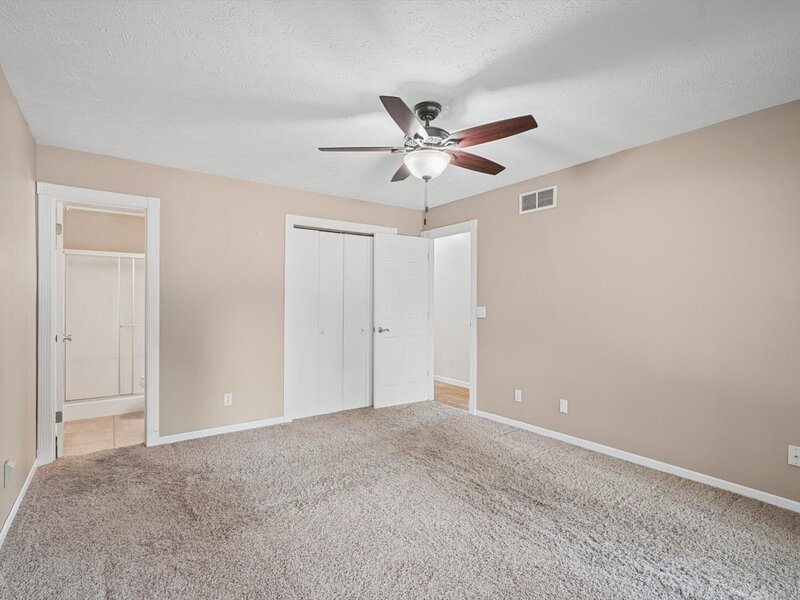 1609 Erin Drive Normal IL 61761