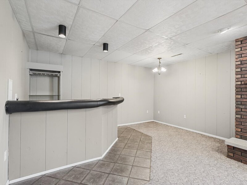 1609 Erin Drive Normal IL 61761