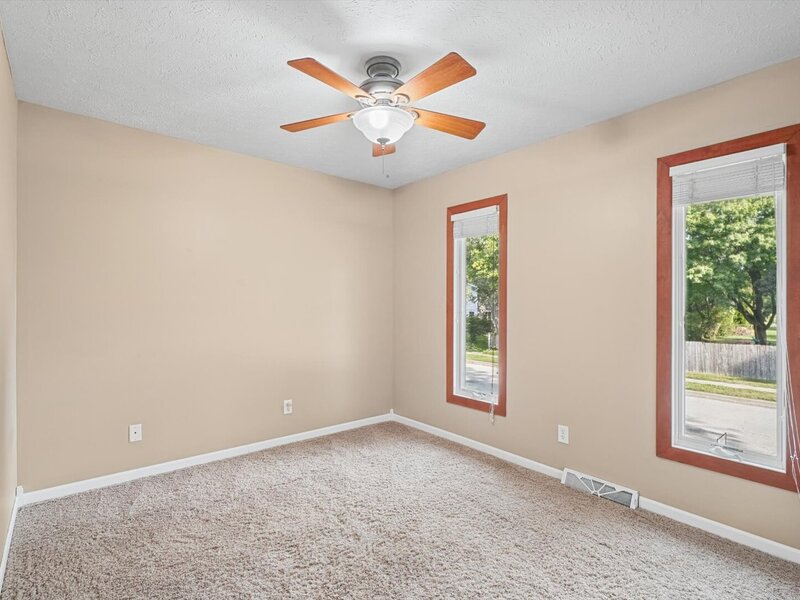 1609 Erin Drive Normal IL 61761