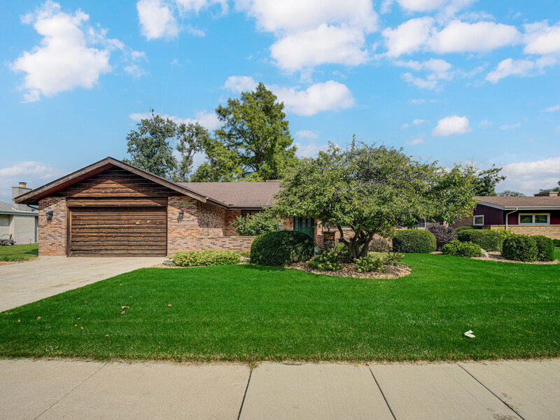 873 Damico Drive Chicago Heights IL 60411