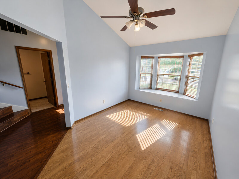 125 Hamlet Circle Montgomery IL 60538