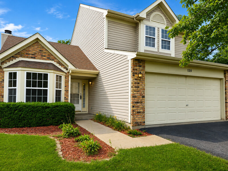 125 Hamlet Circle Montgomery IL 60538