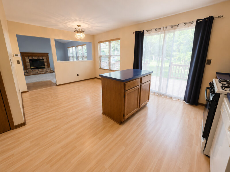 125 Hamlet Circle Montgomery IL 60538