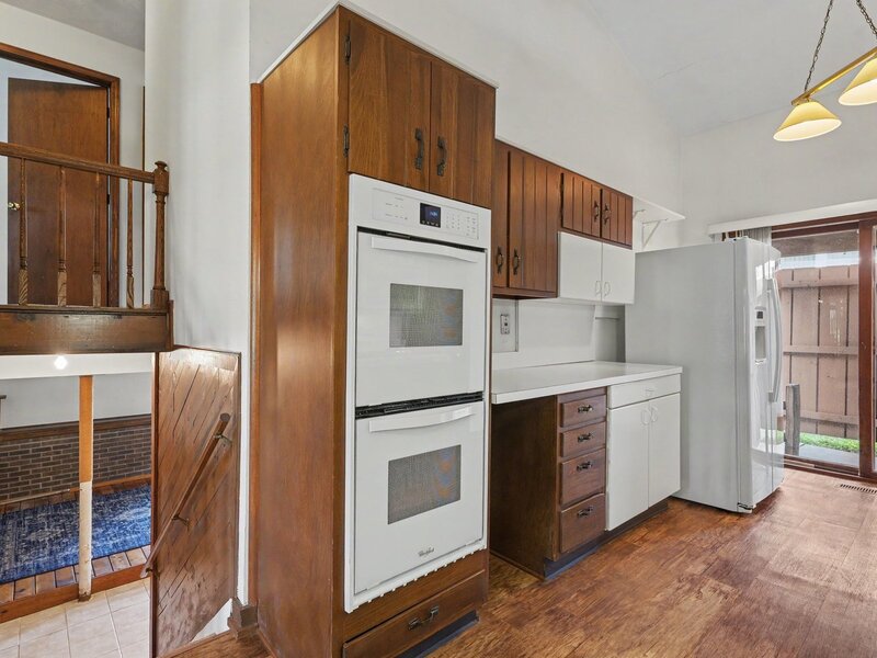 452 Commonwealth Lane Elmhurst IL 60126