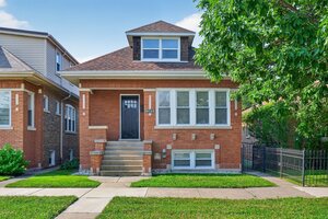 Photo of 5755 W Eddy Street Chicago IL 60634