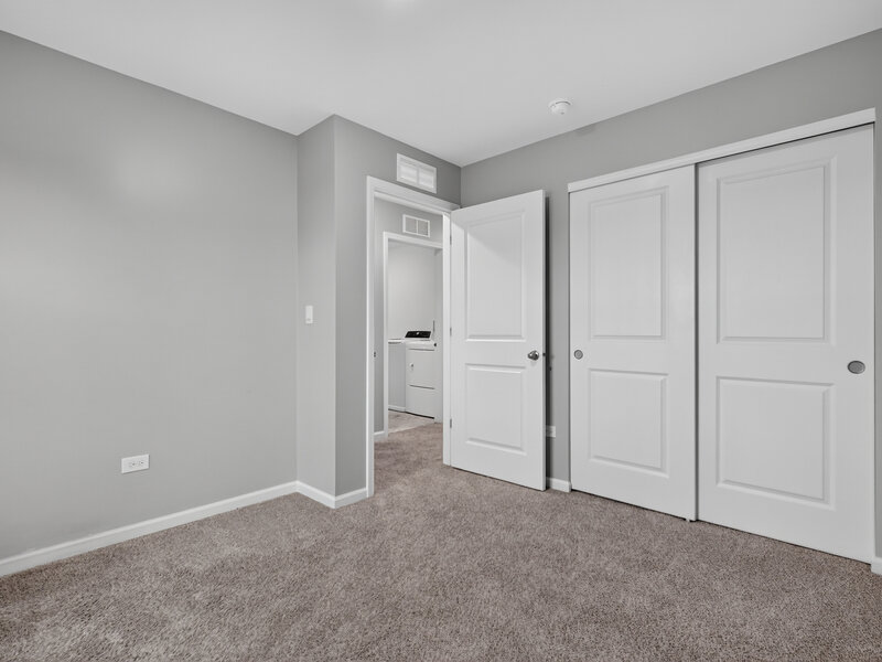 1307 Fawnlily Circle Joliet IL 60431