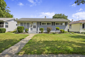 Photo of 17427 Lorenz Avenue Lansing IL 60438