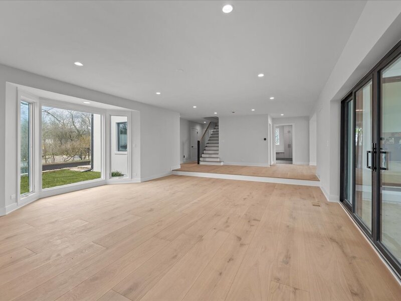 22 Lakeview Terrace Highland Park IL 60035