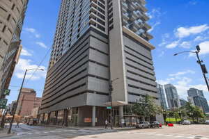 Photo of 235 W Van Buren Street Chicago IL 60607 Unit 2002