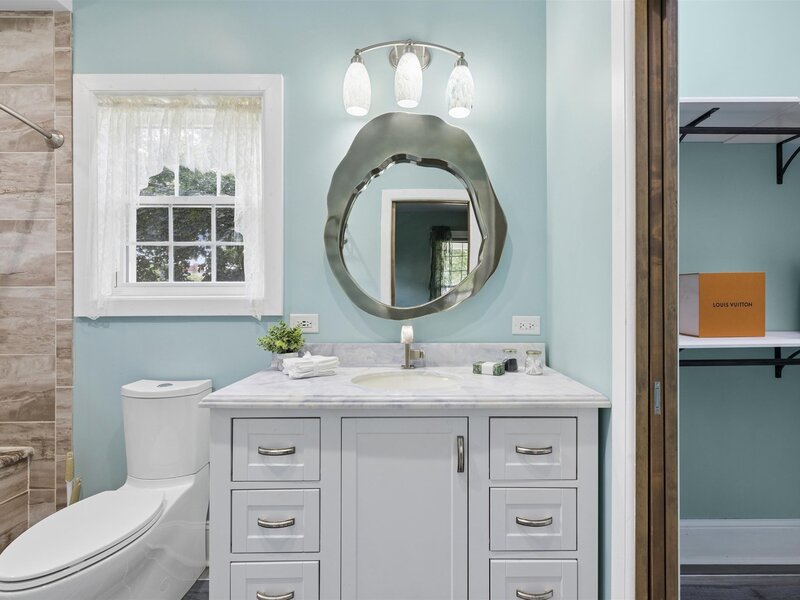 110 S Walkup Avenue Crystal Lake IL 60014