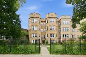Photo of 2640 W Logan Boulevard Chicago IL 60647 Unit 102