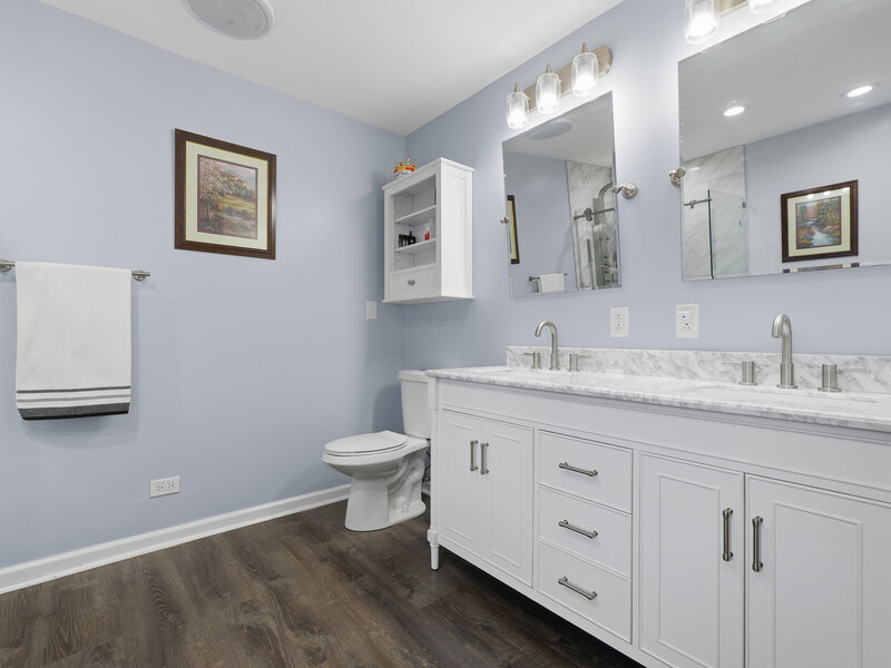 152 S Lancaster Drive Bolingbrook IL 60440