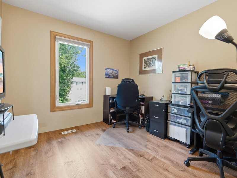 152 S Lancaster Drive Bolingbrook IL 60440