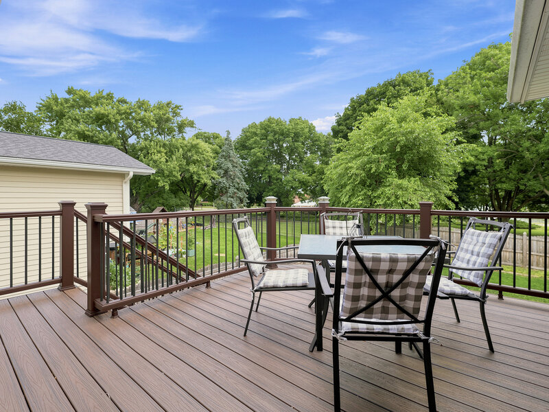 152 S Lancaster Drive Bolingbrook IL 60440