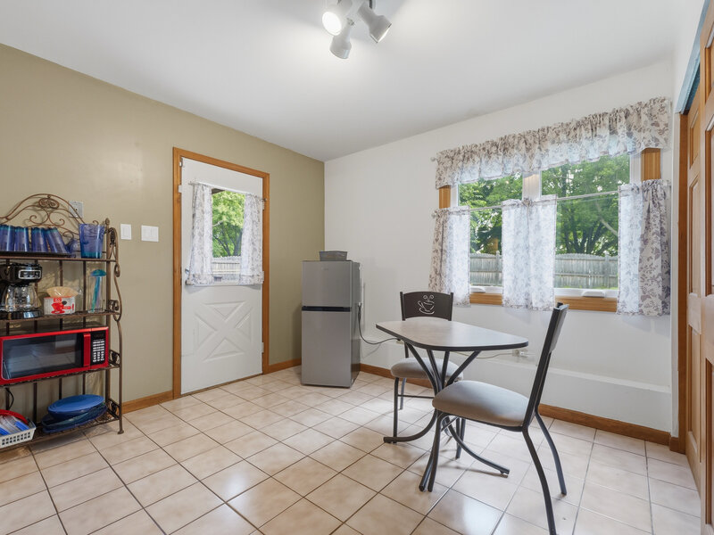 152 S Lancaster Drive Bolingbrook IL 60440