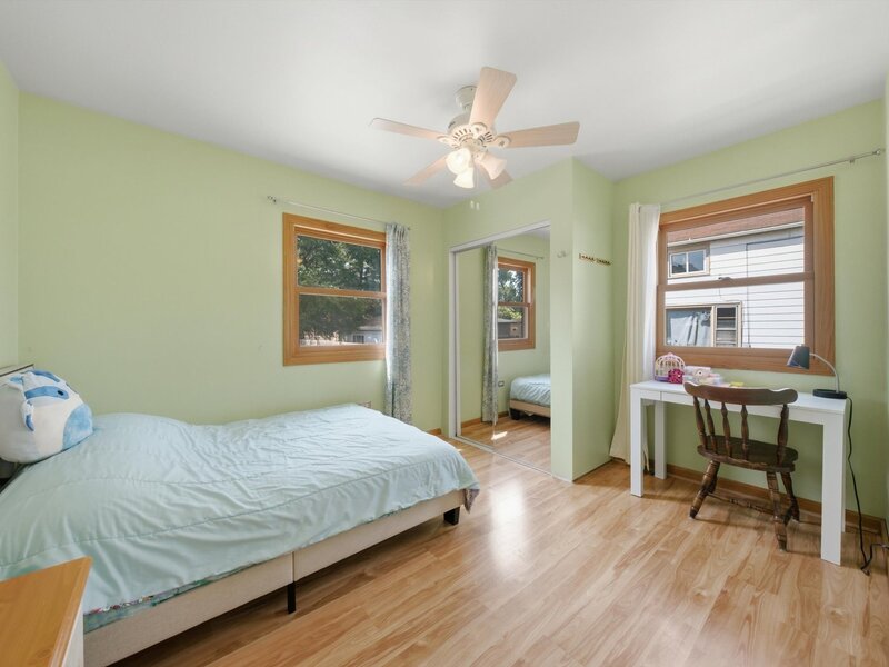 17946 Hickory Street Lansing IL 60438