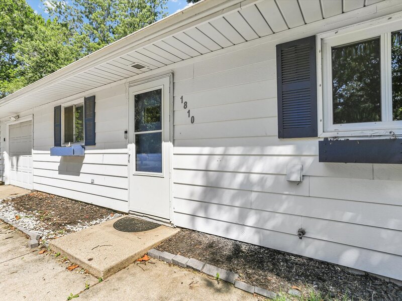 1810 Greendale Drive Champaign IL 61821