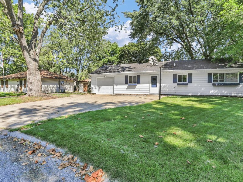 1810 Greendale Drive Champaign IL 61821