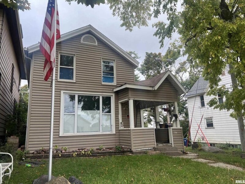 714 S 5th Street Clinton IA 52732