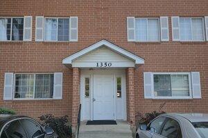 Photo of 1350 S Lorraine Road Wheaton IL 60189