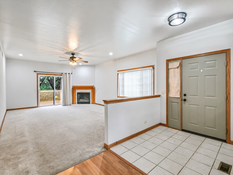 1321 Dancing Bear Lane Elgin IL 60120