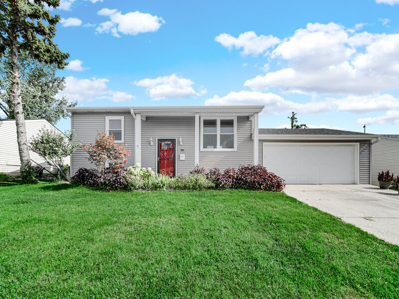 310 Mckool Avenue Romeoville IL 60446
