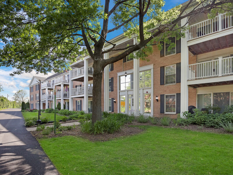 5500 Carriageway Drive Rolling Meadows IL 60008