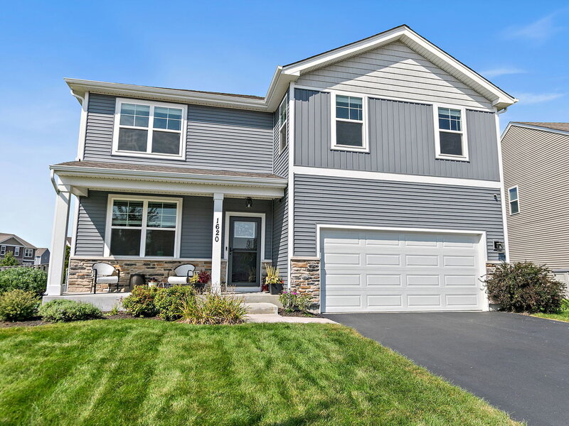 1620 Emma Court Pingree Grove IL 60140