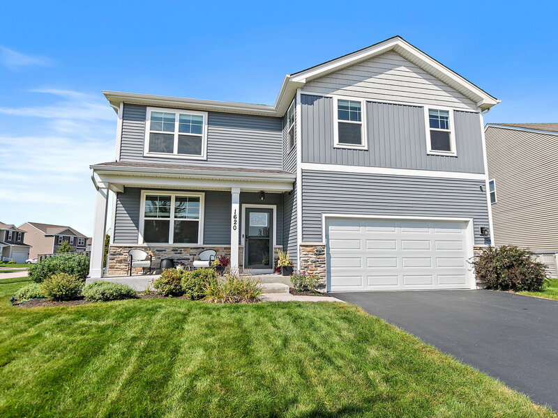 1620 Emma Court Pingree Grove IL 60140